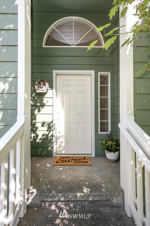 19719 10th Drive Southeast Bothell, WA 98012 - Photo 2 of 17
