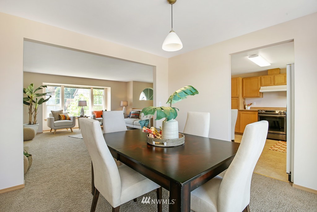 19719 10th Drive Southeast Bothell, WA 98012 - Photo 6 of 17