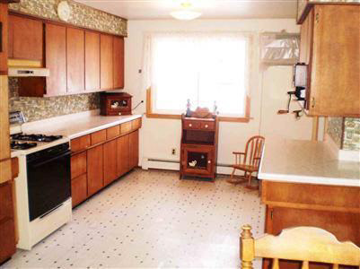 2287 East Burt Road Burt, MI 48417 - Photo 7 of 12 20196435-6.JPG
