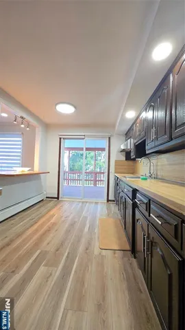 $1,100,000 | 101 Glen Avenue, Paramus, NJ 07652