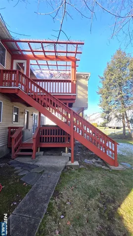 $1,100,000 | 101 Glen Avenue, Paramus, NJ 07652