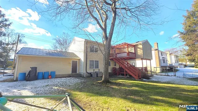 $1,100,000 | 101 Glen Avenue, Paramus, NJ 07652