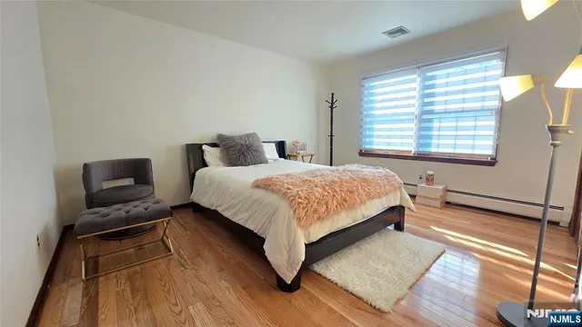 $1,100,000 | 101 Glen Avenue, Paramus, NJ 07652