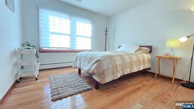 $1,100,000 | 101 Glen Avenue, Paramus, NJ 07652