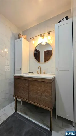 $1,100,000 | 101 Glen Avenue, Paramus, NJ 07652