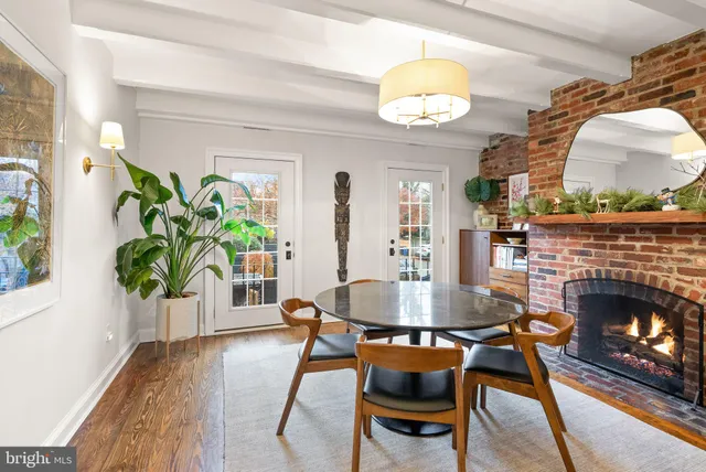 $7,200 | 312 North Pitt Street, Alexandria, VA 22314