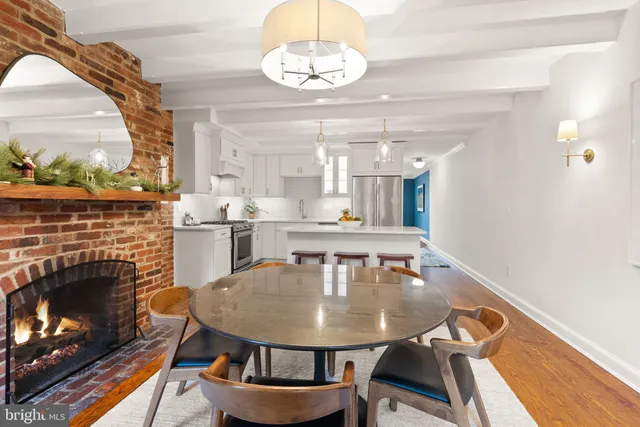 $7,200 | 312 North Pitt Street, Alexandria, VA 22314