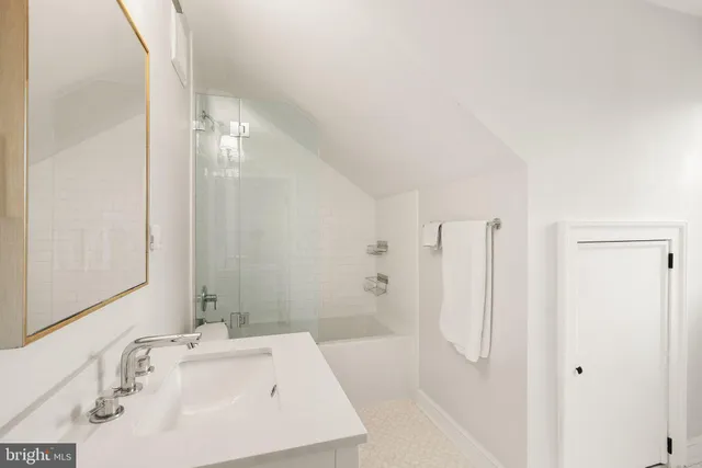 $7,200 | 312 North Pitt Street, Alexandria, VA 22314