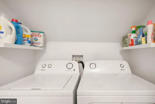 $7,200 | 312 North Pitt Street, Alexandria, VA 22314