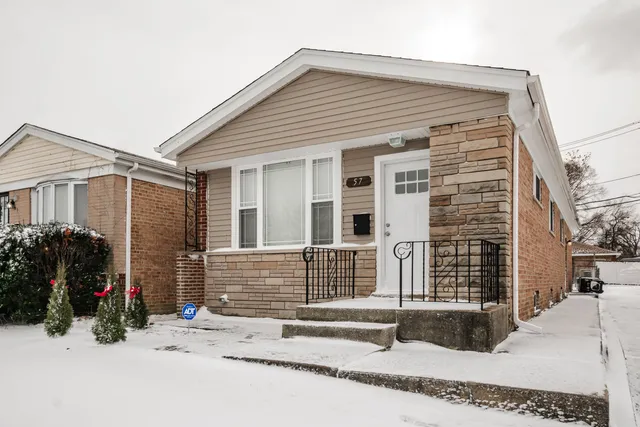 $293,900 | 57 East 92nd Street, Chicago, IL 60619