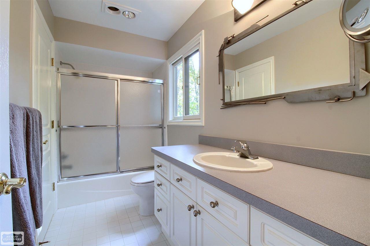 1589 Scenic Hollow Rochester Hills, MI 48306 - Photo 40 of 52