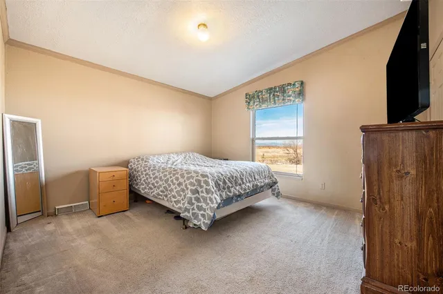 $2,600,000 | 2832 County Road 20, Longmont, CO 80504