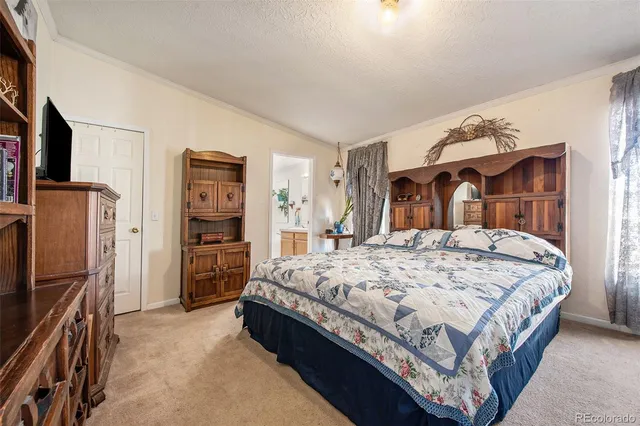 $2,600,000 | 2832 County Road 20, Longmont, CO 80504