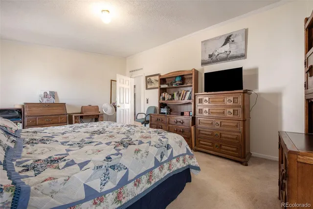 $2,600,000 | 2832 County Road 20, Longmont, CO 80504