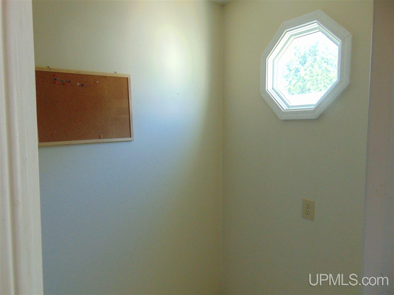 536 Poplar Street Ishpeming, MI 49849 - Photo 10 of 15 Gallery Image 10