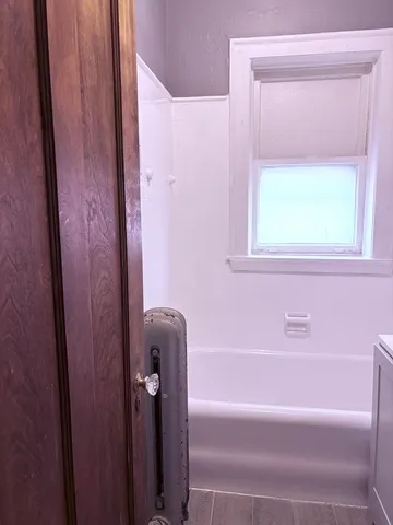 $1,350 | 7655 South Yates Boulevard, Unit 24102, Chicago, IL 60649