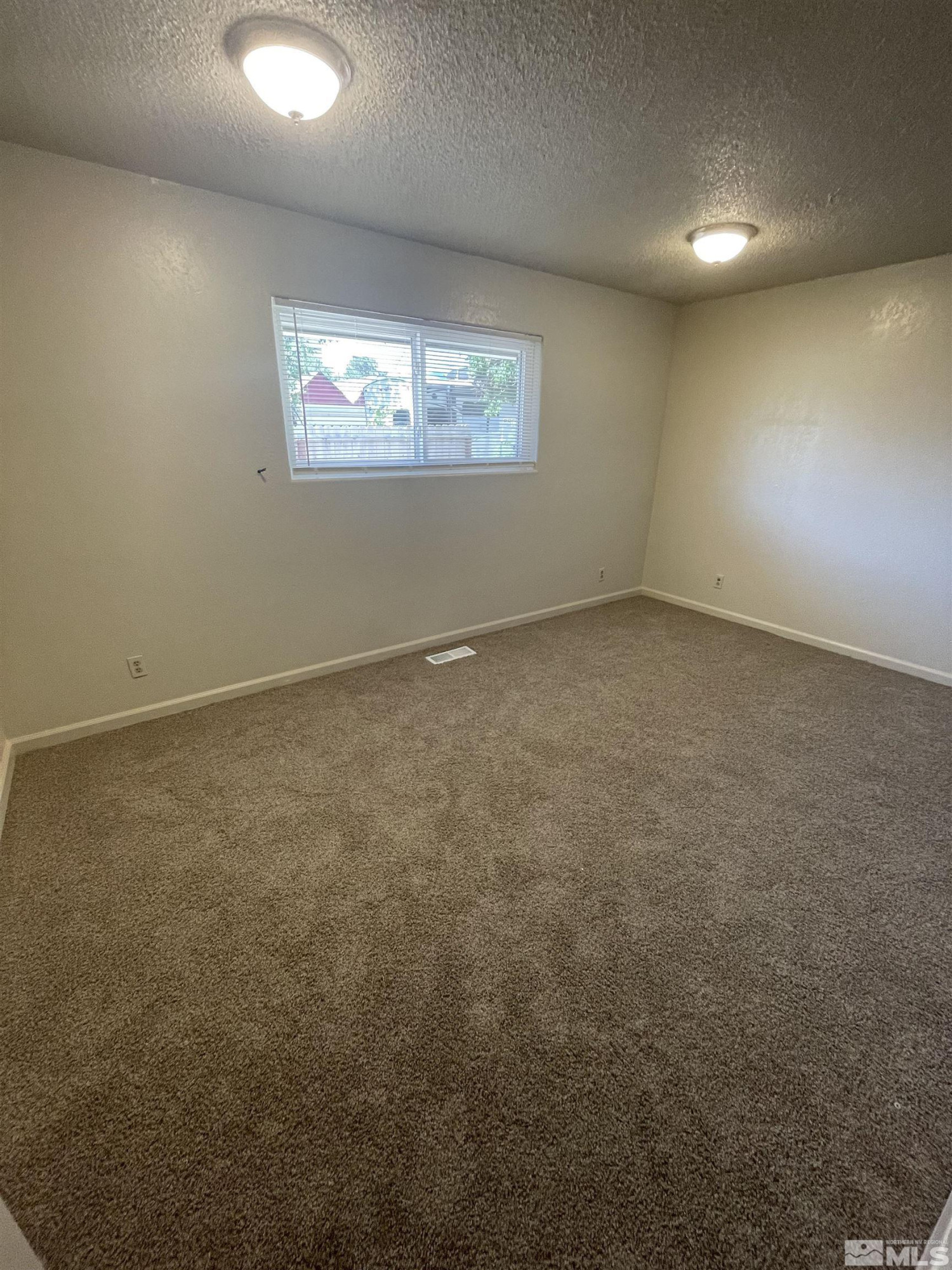 42 Caliente Street Reno, NV 89509 - Photo 9 of 14 Photo 9