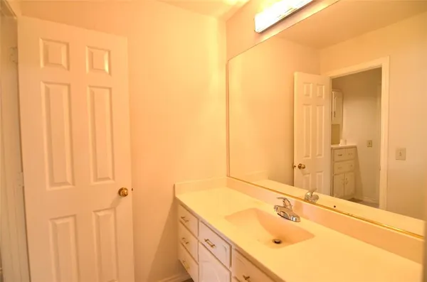 $3,700 | 7000 Ivory Court, Plano, TX 75024