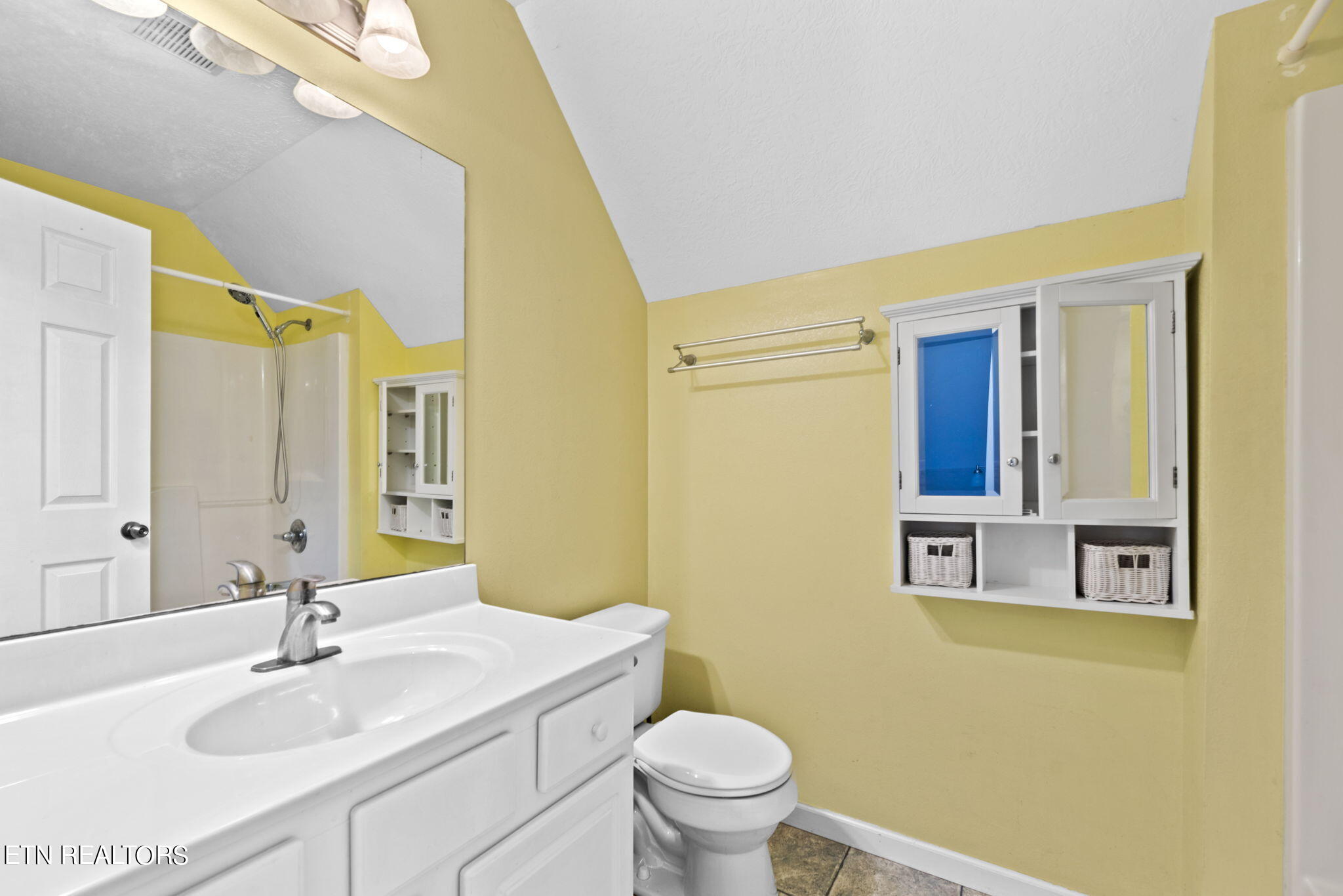 7406 Crossbow Lane Corryton, TN 37721 - Photo 20 of 30 22-web-or-mls-Crssbw7406 (66)