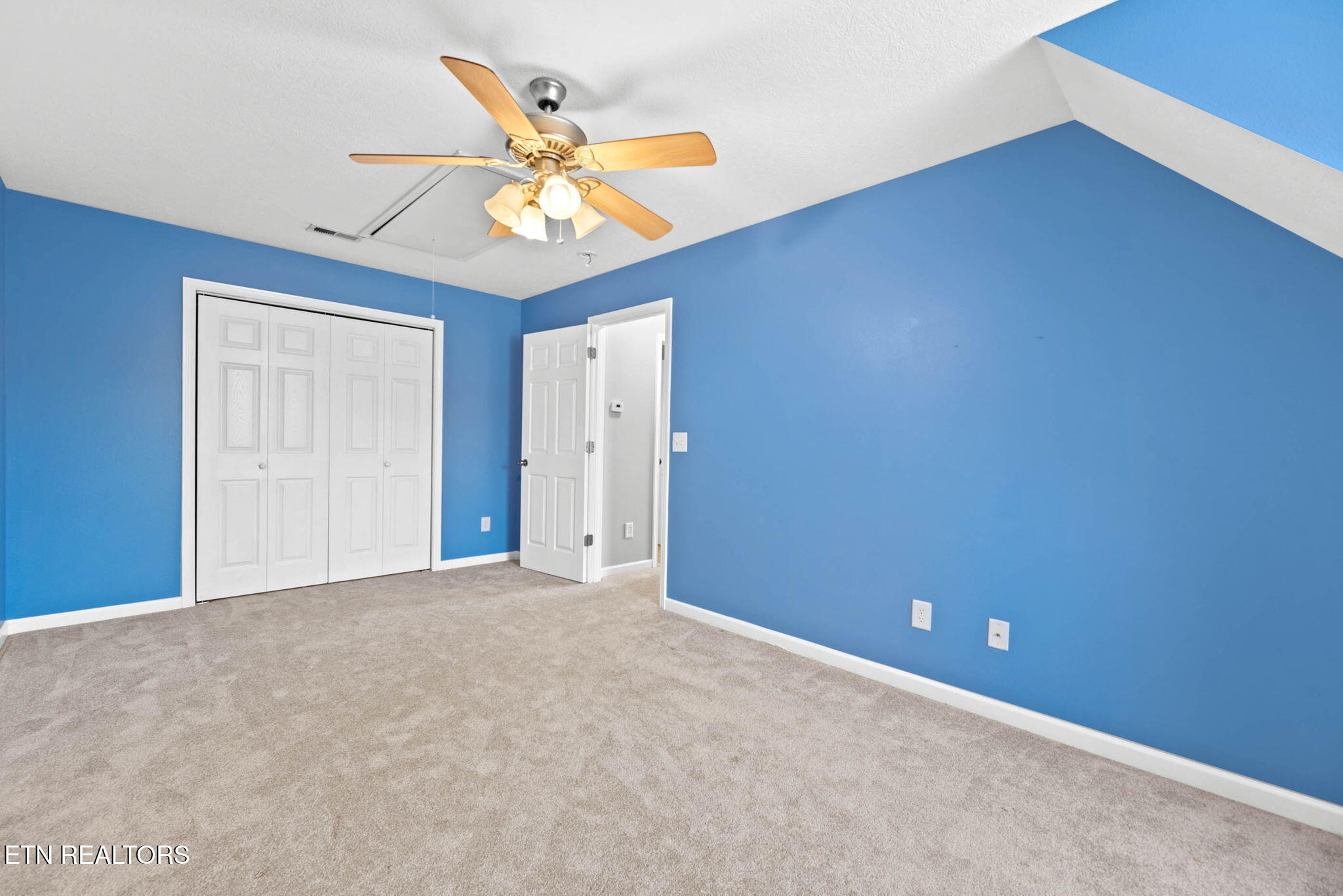 7406 Crossbow Lane Corryton, TN 37721 - Photo 23 of 30 25-web-or-mls-Crssbw7406 (75)