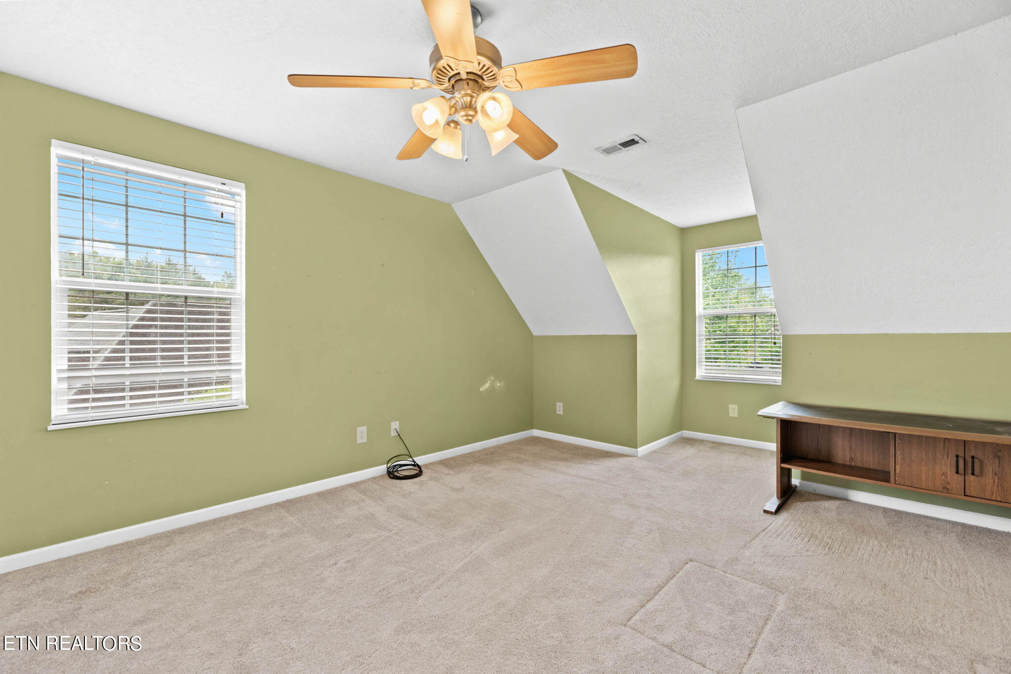 7406 Crossbow Lane Corryton, TN 37721 - Photo 24 of 30 20-web-or-mls-Crssbw7406 (60)