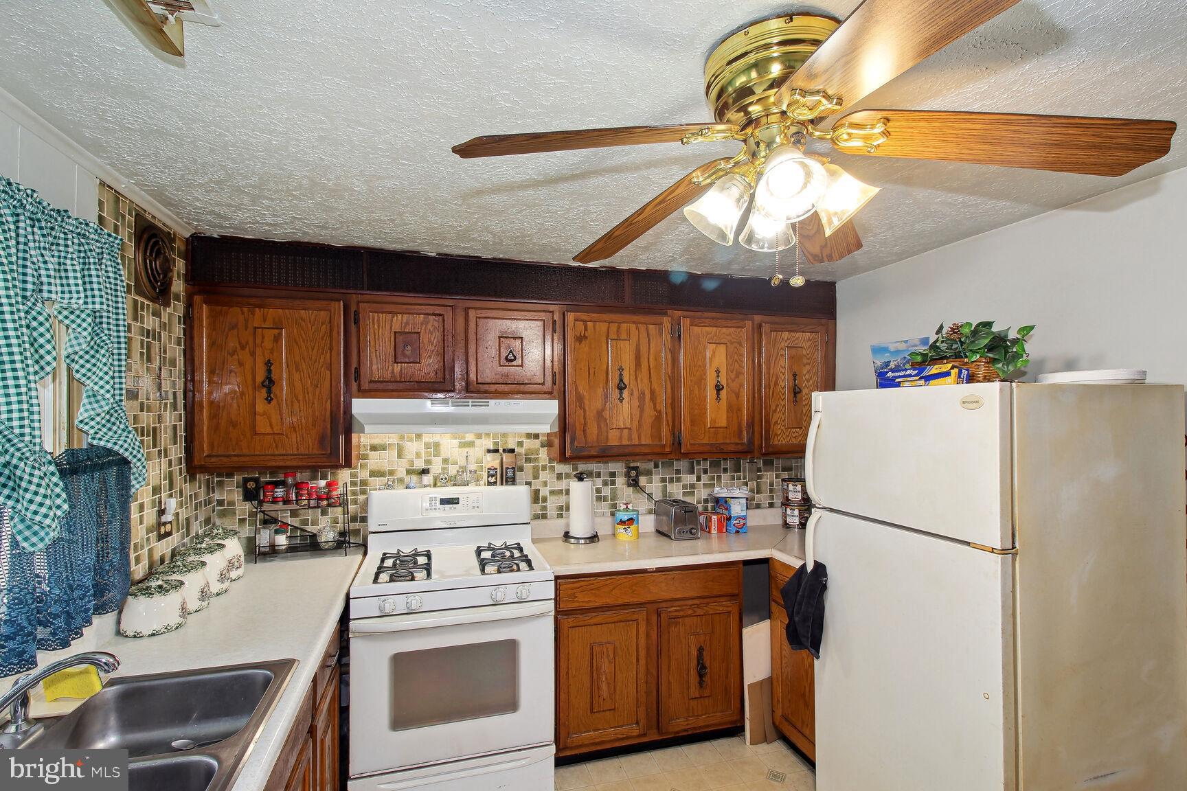2411 Brunswick Road Halethorpe, MD 21227 - Photo 5 of 12 Gallery Image 5