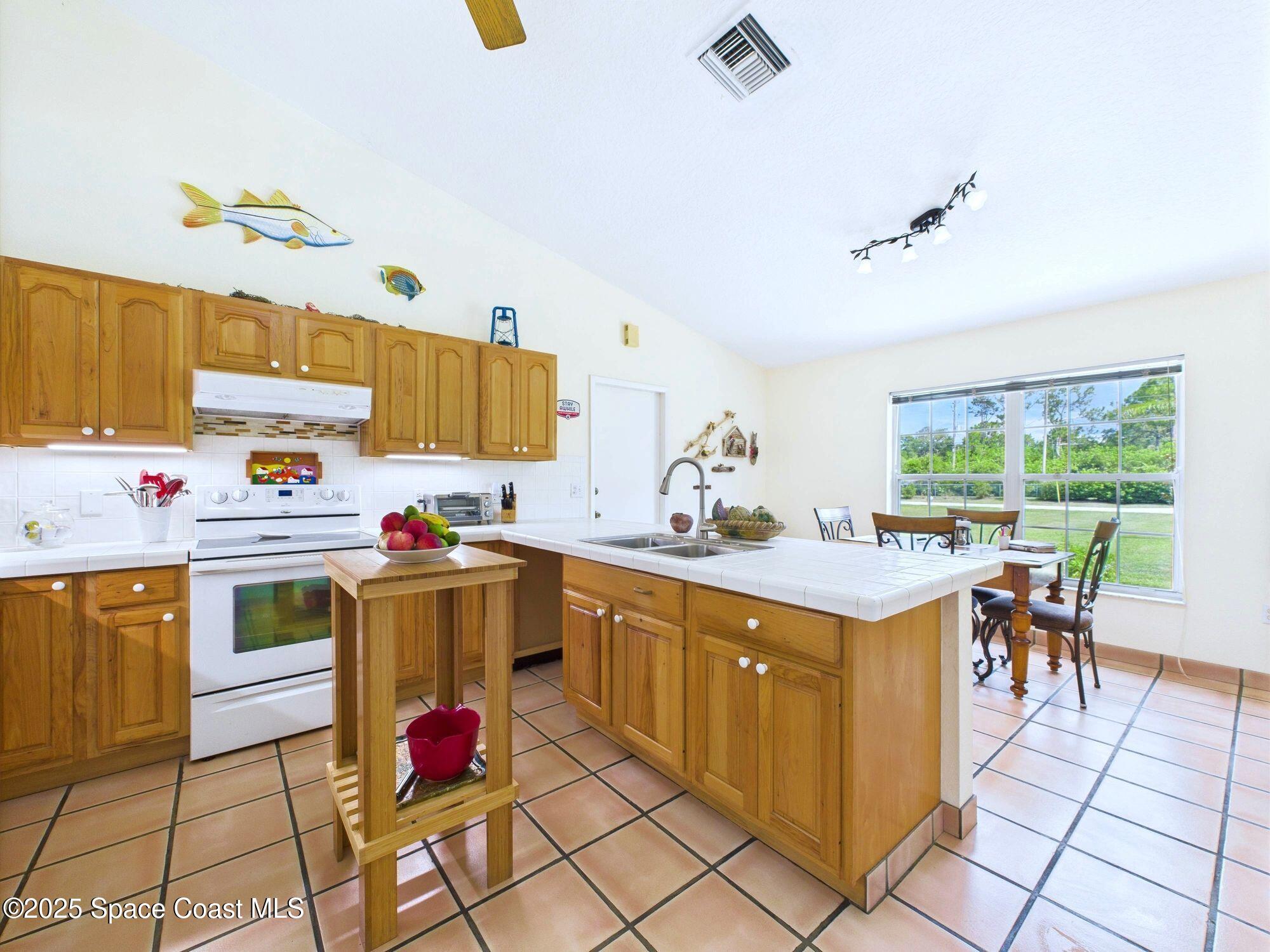 3200 Grant Road Grant Valkaria, FL 32949 - Photo 9 of 33 3200-grant-09