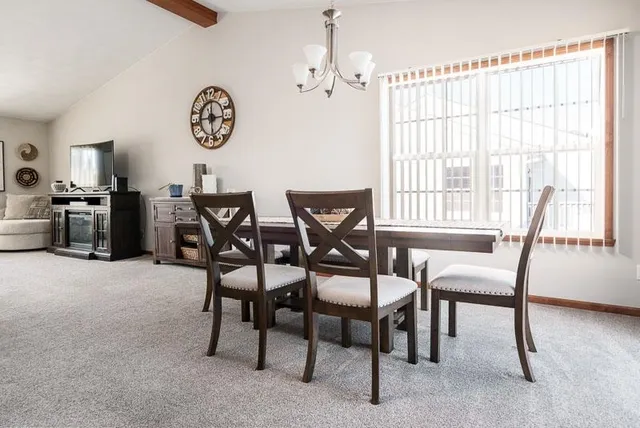 $180,000 | 10138 Monarch Road, Unit 4, Roscoe, IL 61073