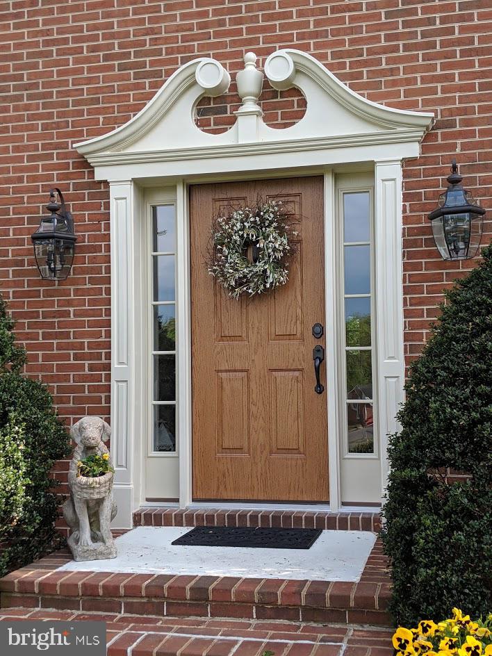 1003 Valewood Road Towson, MD 21286 - Photo 4 of 53 New (2018) front door and sidelights