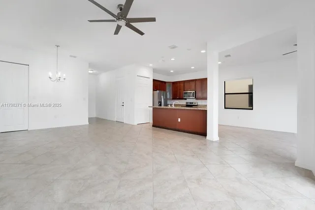 $2,250 | 5377 Cameron Drive, Unit 5377, Ave Maria, FL 34142