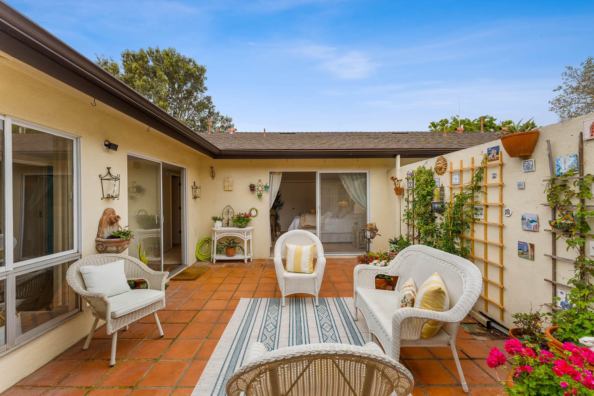 875 Cieneguitas Road Santa Barbara, CA 93110 - Photo 23 of 39 Open patio - 875 Cieneguitas Rd 93110