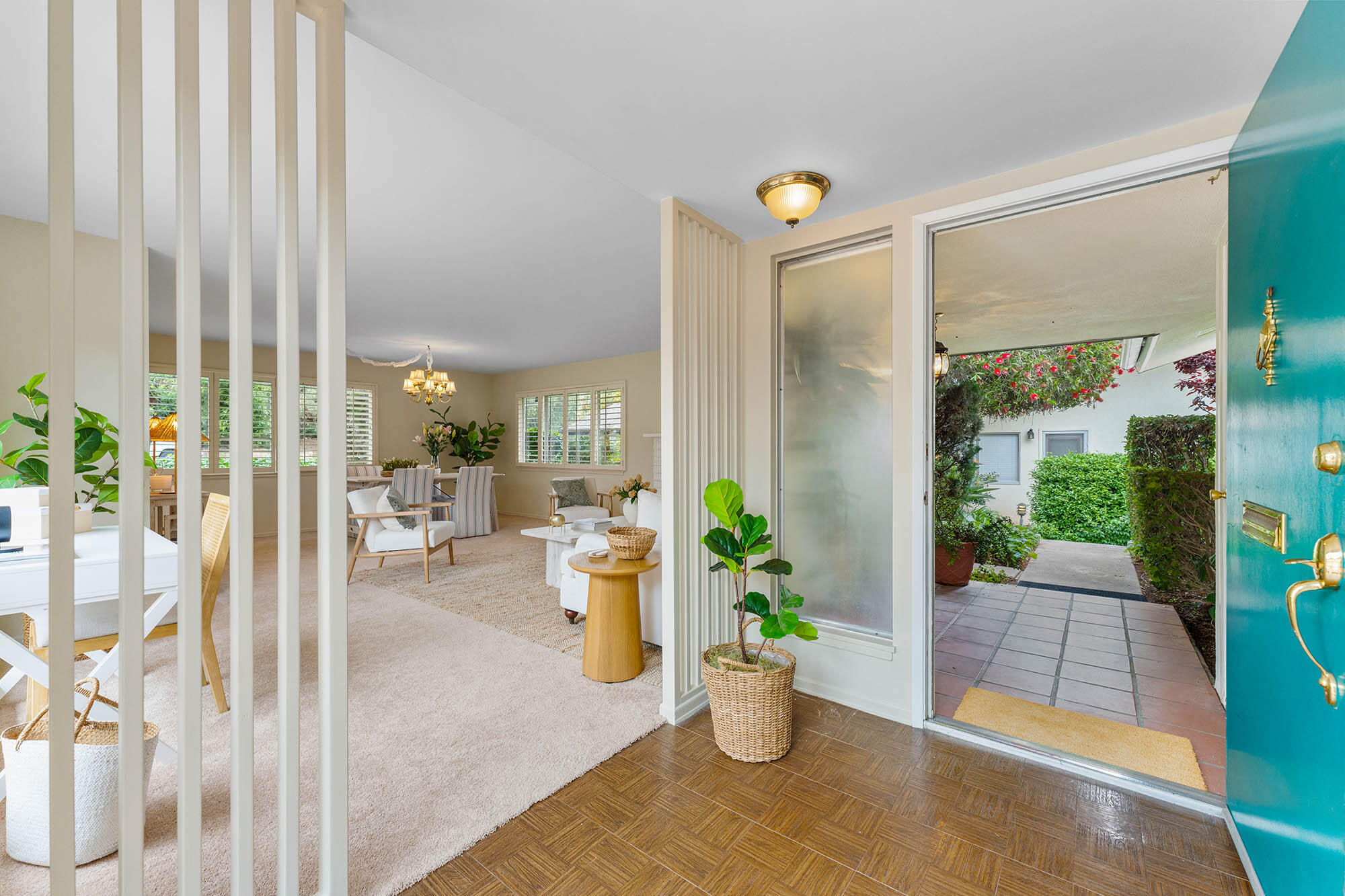875 Cieneguitas Road Santa Barbara, CA 93110 - Photo 3 of 39 Entry and Foyer - 875 Cieneguitas Rd