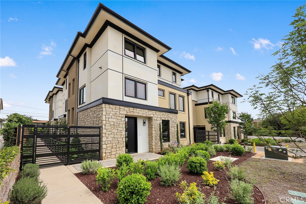 828 Sunset Boulevard, Unit A Arcadia, CA 91007 - Photo 4 of 47