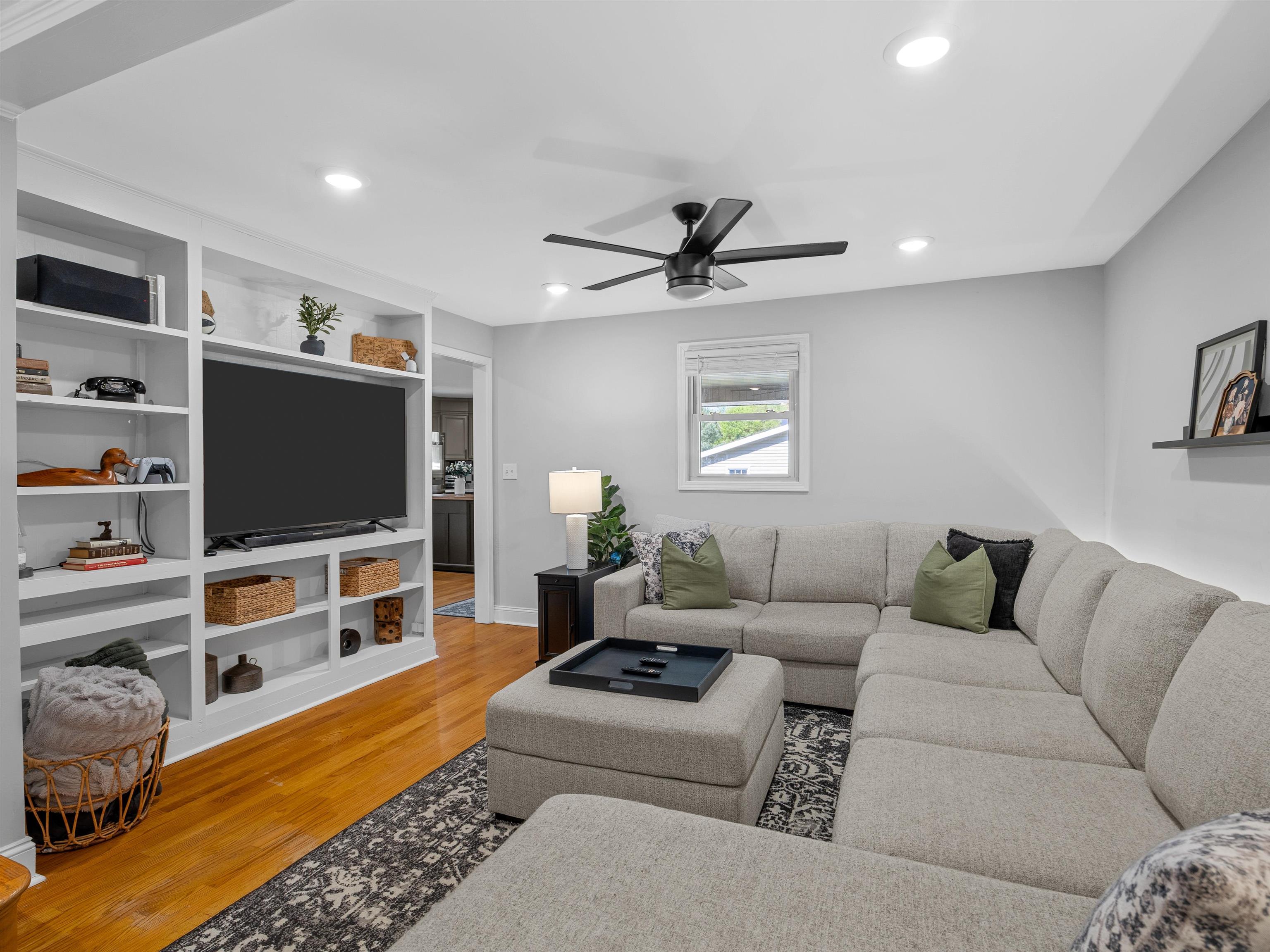 2228 Cross Anchor Road Woodruff, SC 29388 - Photo 6 of 50 Gallery Image 6