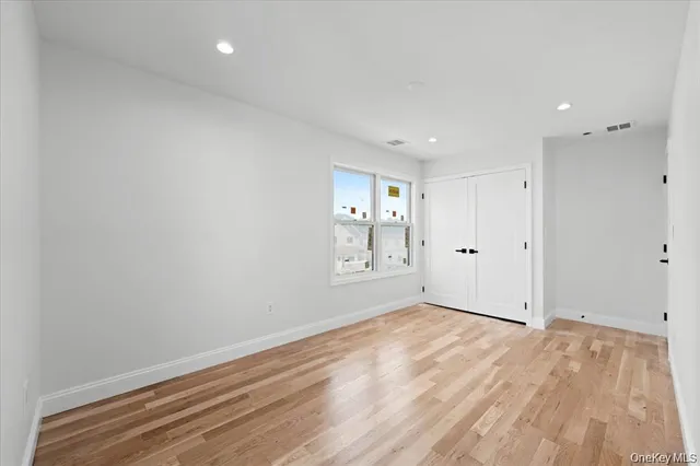 $1,750,000 | 101 Thurton Place, Yonkers, NY 10704