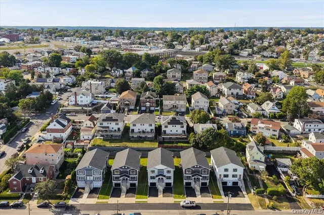 $1,750,000 | 101 Thurton Place, Yonkers, NY 10704