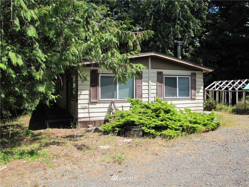 2030 East Maddock Road Port Angeles, WA 98362 - Photo 1 of 9 Gallery Image 1