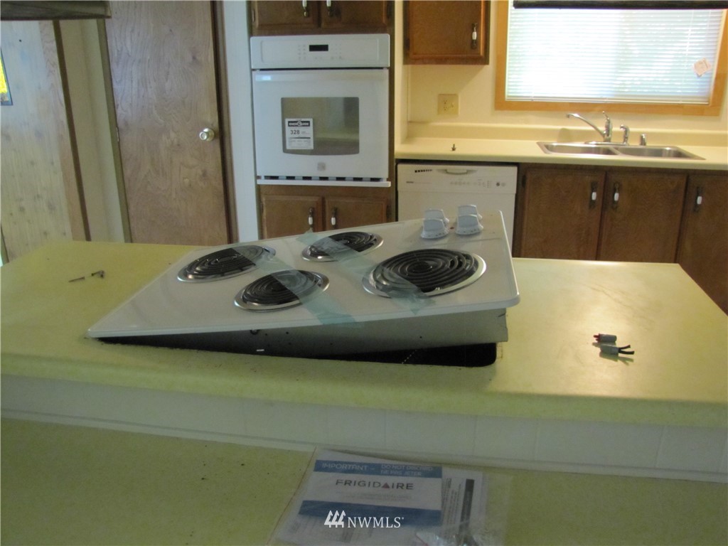 2030 East Maddock Road Port Angeles, WA 98362 - Photo 2 of 9 Gallery Image 2