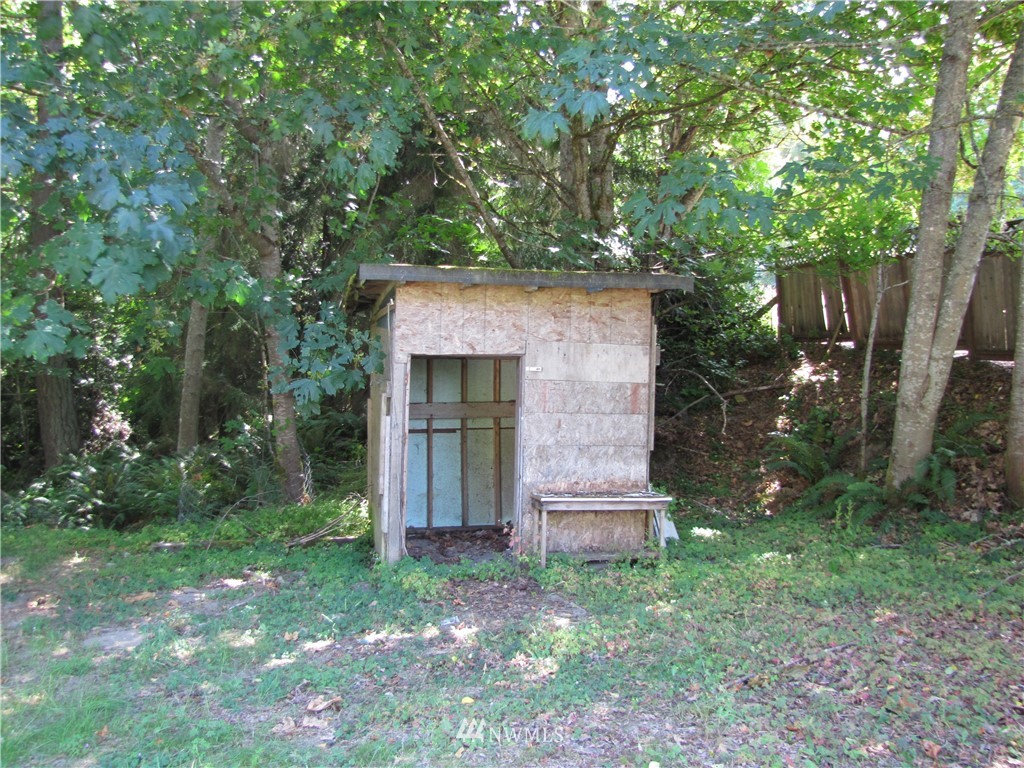 2030 East Maddock Road Port Angeles, WA 98362 - Photo 7 of 9 Gallery Image 7
