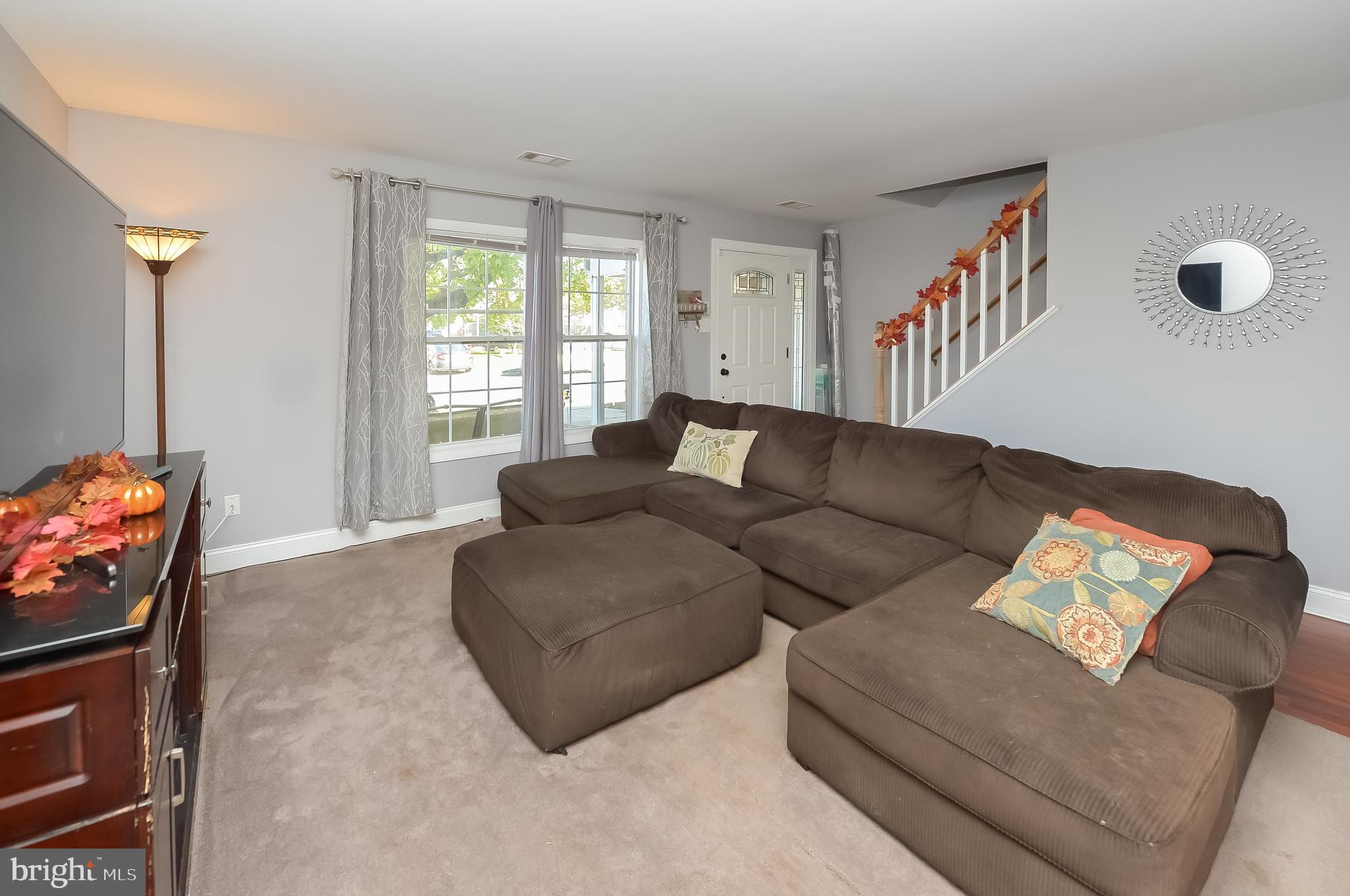 142 Oakmont Road Clementon, NJ 08021 - Photo 2 of 25 Living room from Dining area