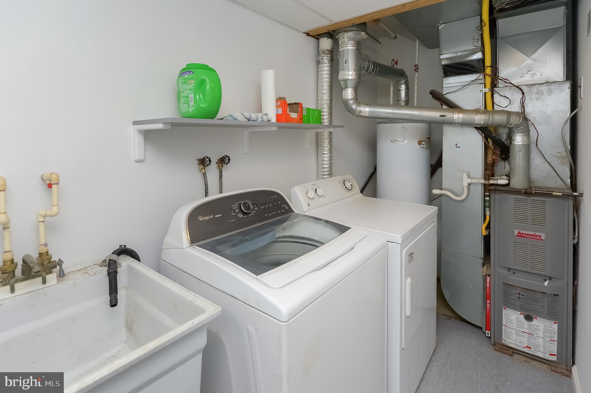 142 Oakmont Road Clementon, NJ 08021 - Photo 7 of 25 Utility/Laundry room
