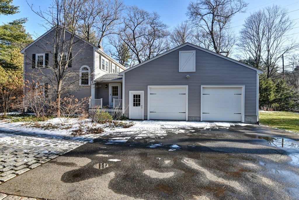 2 Pigeon Hill Road Weston, MA 02493 - Photo 4 of 30 Gallery Image 4