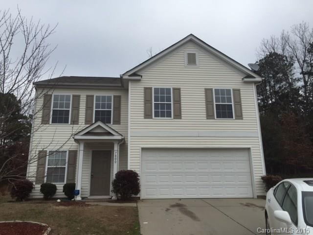 7800 Rabbits Foot Lane Charlotte, NC 28217 - Photo 1 of 9 a view of front a house with a yard