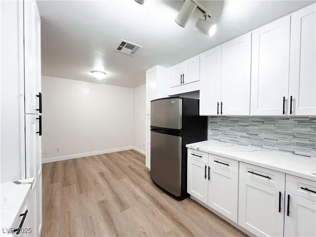 $1,814 | 2128 Velvet Hill Avenue, Las Vegas, NV 89106