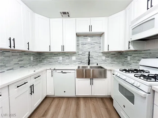 $1,814 | 2128 Velvet Hill Avenue, Las Vegas, NV 89106