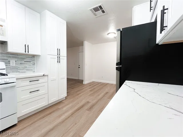 $1,814 | 2128 Velvet Hill Avenue, Las Vegas, NV 89106