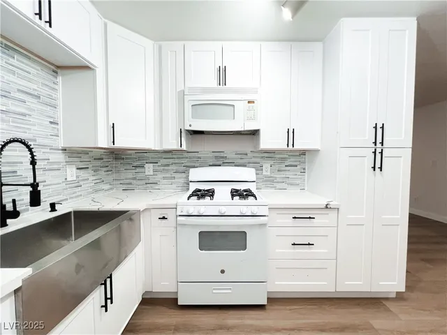 $1,814 | 2128 Velvet Hill Avenue, Las Vegas, NV 89106