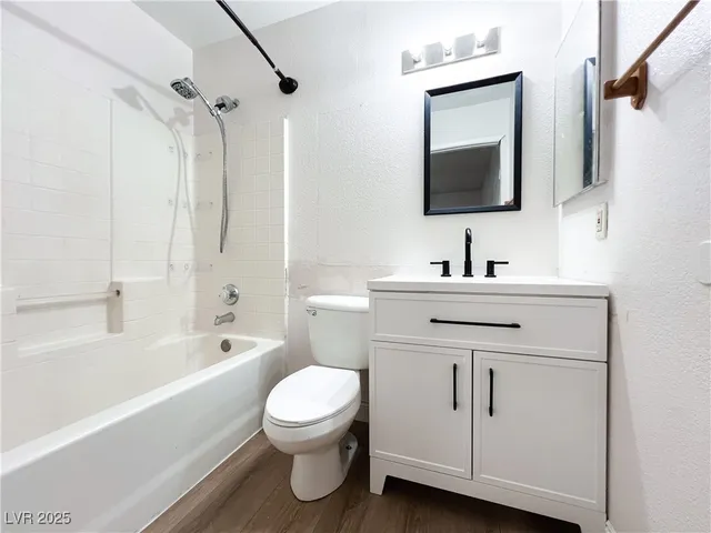 $1,814 | 2128 Velvet Hill Avenue, Las Vegas, NV 89106