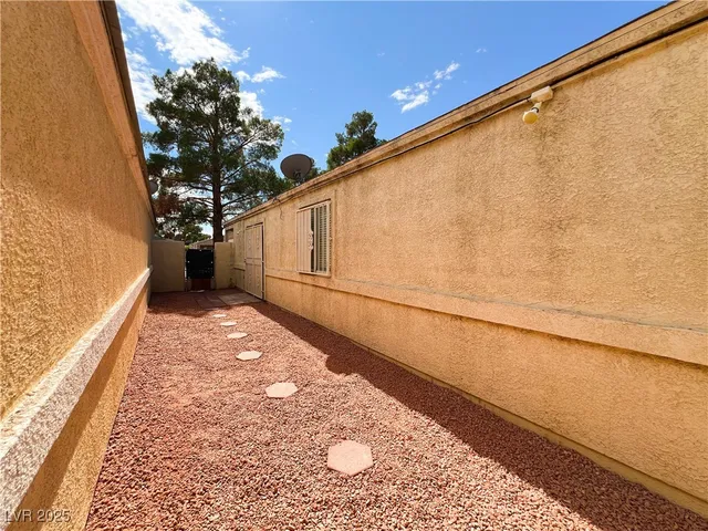 $1,814 | 2128 Velvet Hill Avenue, Las Vegas, NV 89106