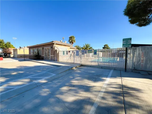 $1,814 | 2128 Velvet Hill Avenue, Las Vegas, NV 89106